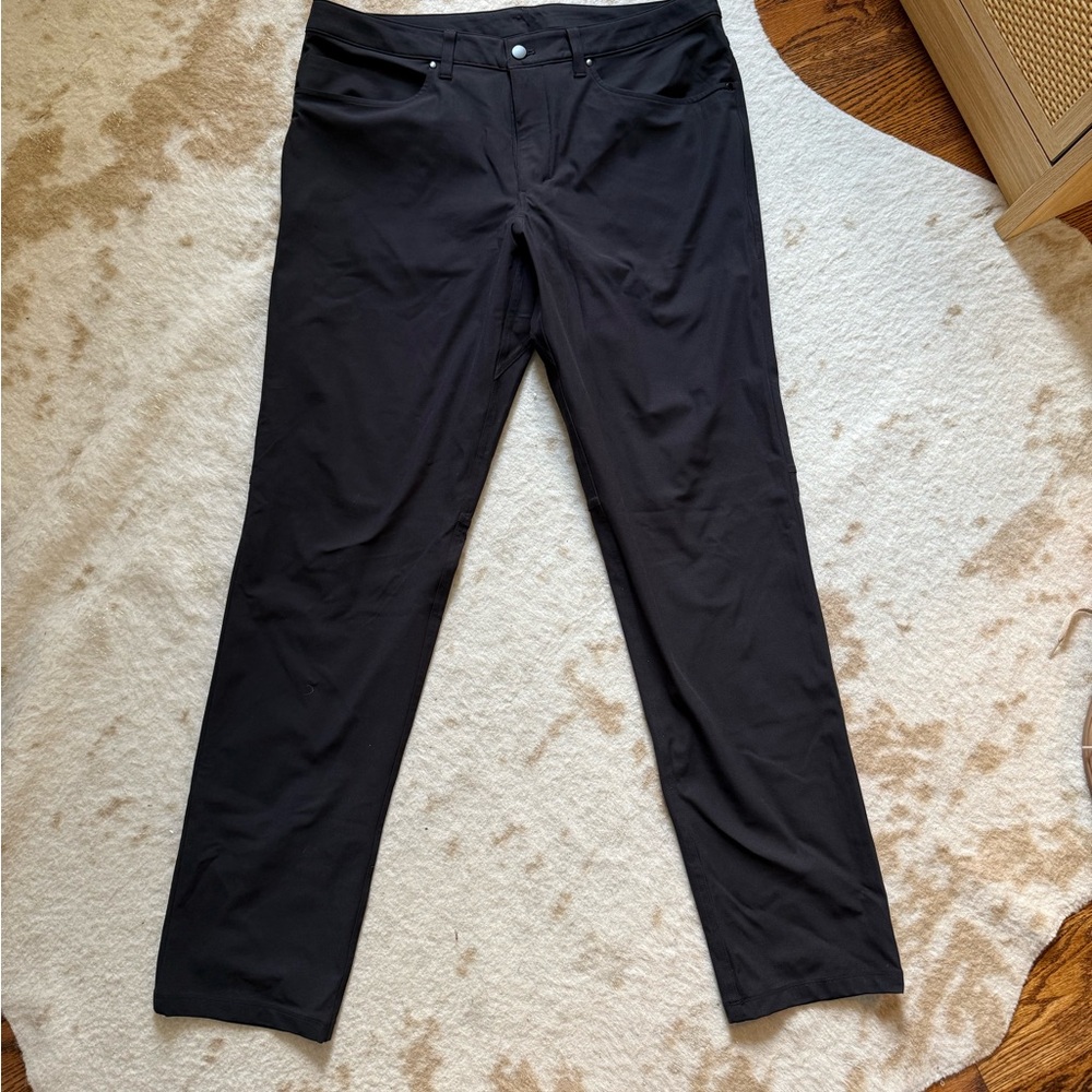 Lululemon Men’s Black Pants